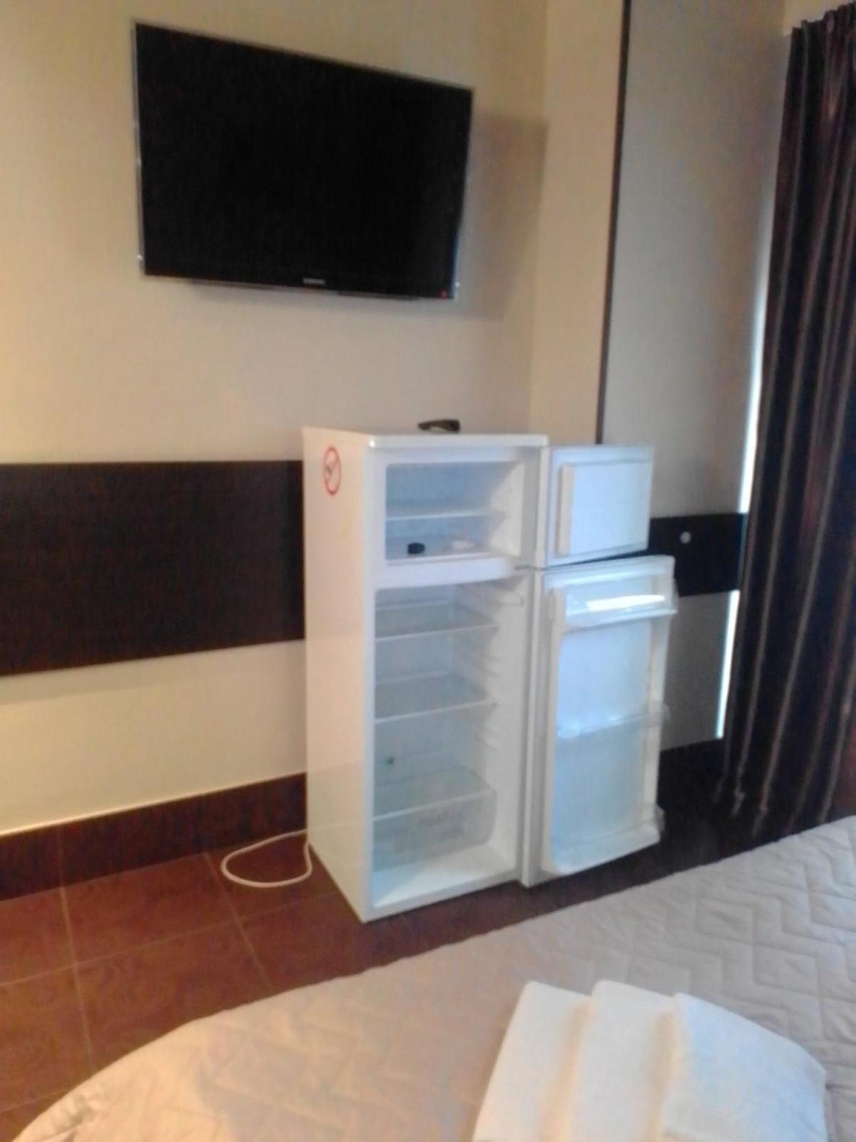 Hotel Genuez Odessa Zewnętrze zdjęcie